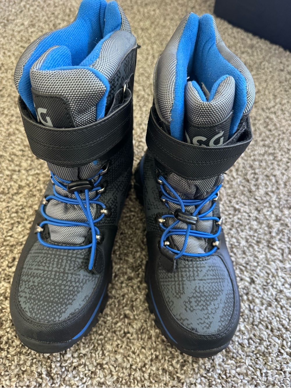 3M Thinsulate men’s Black and Blue Waterproof Snow Boots